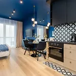 Apartment Kairos - Zabrska 15 - Darmowy Podziemny Parking, Klimatyzacja