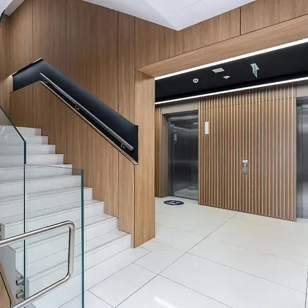 Apartment Kairos - Zabrska 15 - Darmowy Podziemny Parking, Klimatyzacja *