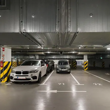 Kairos - Zabrska 15 - Darmowy Podziemny Parking, Klimatyzacja * カトヴィツェ